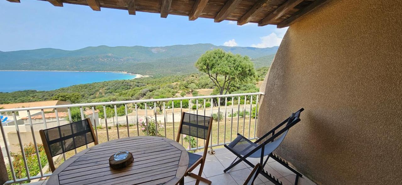 Chalereux T2 Vue Mer Et Piscine Alba Rossa Serra di Ferro Esterno foto